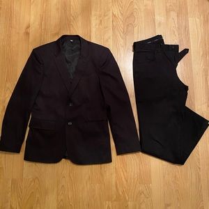 Le Chateau Men’s Suit